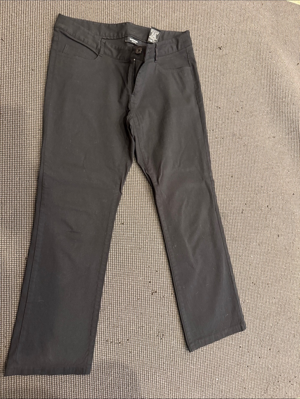 Women’s  Black Casual capris